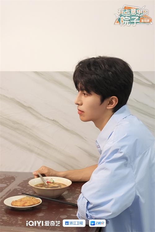 1758521570186807.jpg 3.jpg