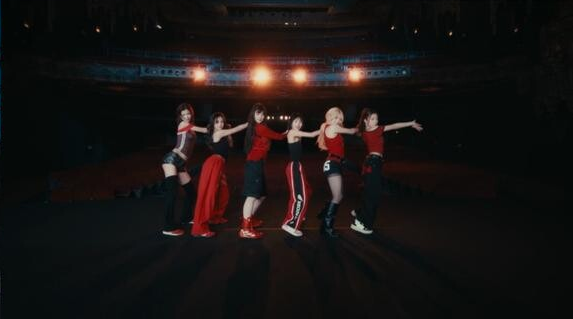 AtHeart公开《Butterfly Doors》舞蹈视频！高难度编舞展现团队默契